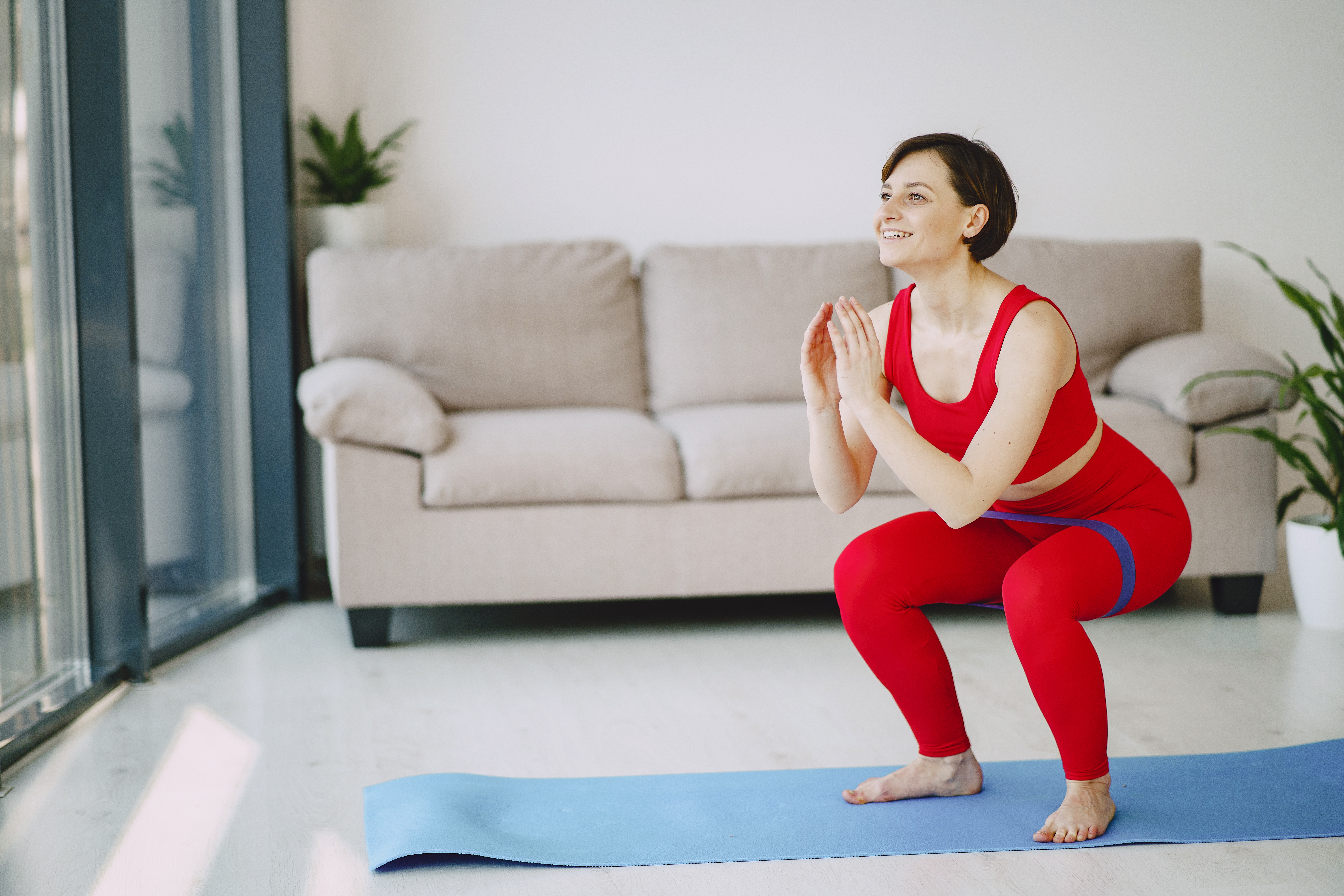 Movilidad en la menopausia: por qué tus articulaciones necesitan más que yoga.